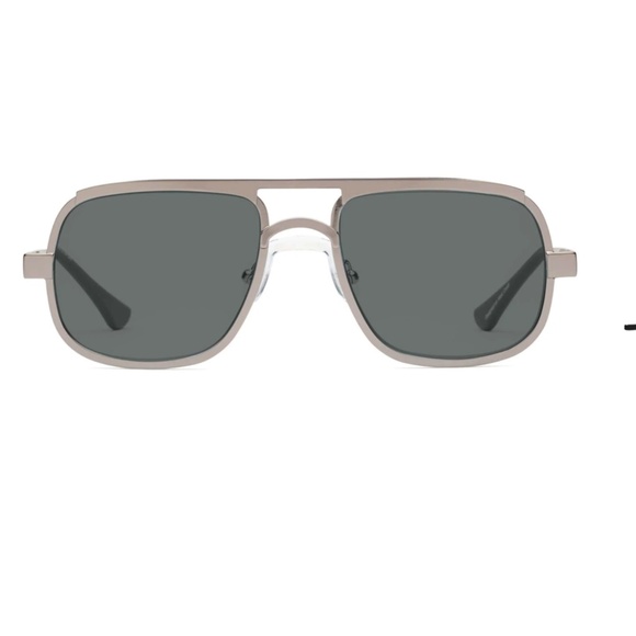 NWT Caddis Sun Progressive Readers Nola in Polished Gunmetal with Grey lens 1.0x - Picture 5 of 9